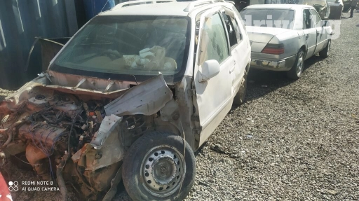 Разбираю по запчастям Тойота раум 1.5обьем 1998г коробка автомат кому