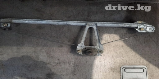 Механический, тросовый стеклоподъёмник, задняя левая на мерседес 124 й