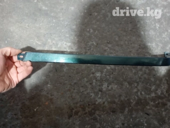 На мерс сешка лисиничка левый