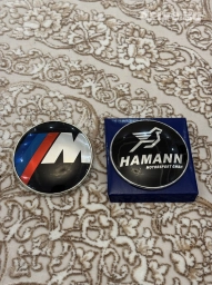 Значки бмв 
Каждая по 300 сом 
Значок бмв