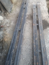 Продаю, боковая защита на грузовик. Длина 2,90