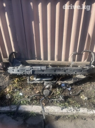 Продаю экран мерс 210 2001 цена 7000