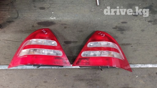 Запчасти на 203 Мерседес
Задние фонари 5000шт