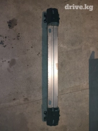 Усилитель переднего бампера Subaru outback 2005