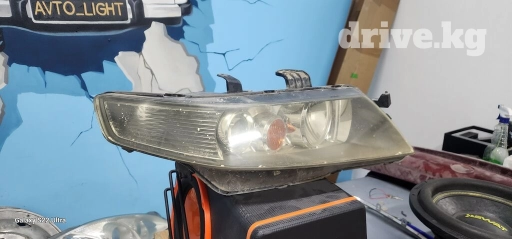 Продаю фару праую хонда акорд цл7