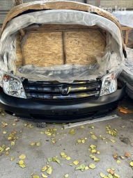 Кузовные запчасти на тойота ист Тойота ист 2001 2005 Передний бампер