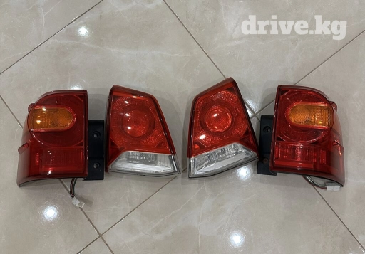 Задние фонари комплект. Тойота Land Cruiser 200. Аналог Китай. Б/у