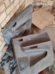 Тойота виш обшивка двери стекло водительский механизацией стекло