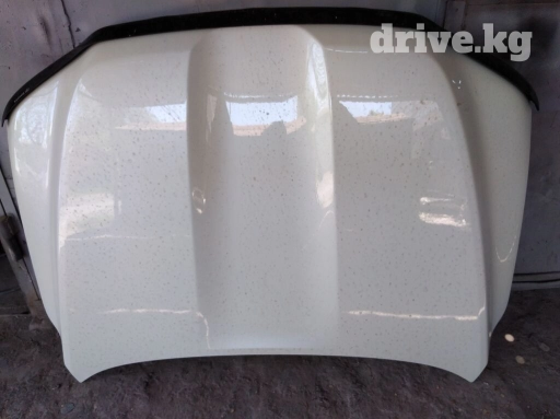 Капот крыло и накладка от тоеты ланд крузер 300