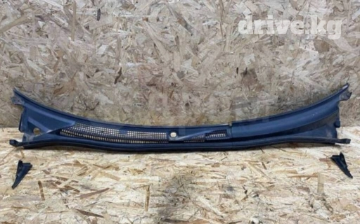 Субару Форестер сф5 турбо 
остаток привозной морды
обтекатель лобовое