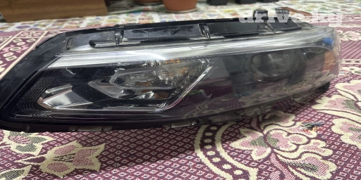 Малибу Chevrolet 2018
Левый передный фара амариканец