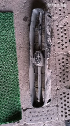 Продаю решетку радиатора Субару Импреза 00-04 год, в хорошем состоянии