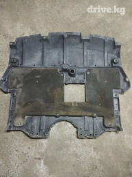 Продаю защиту двигателя поддона. тоета краун атлет. 2008 год б/у
