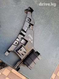 Продаю салазки на передний бампер на Lexus NX левая и правая сторона