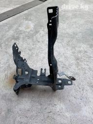 BMW G30
Крепление Фары g30
Кронштейн Фары g30