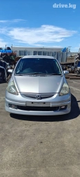Honda Fit (Хонда Фит рестайлинг) все детали в наличии, очень маленький