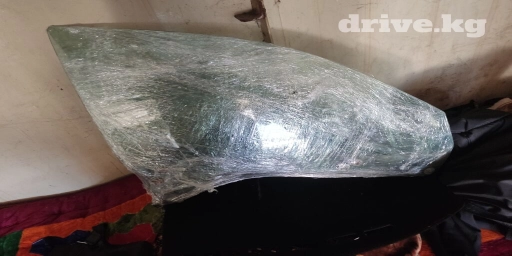 Стекло Переднее правое Subaru, 2003 г., Б/у, Оригинал