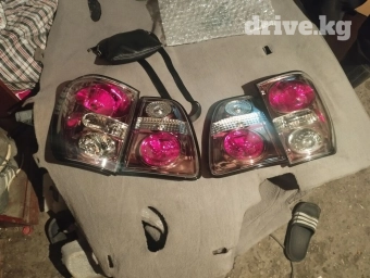 Заднее Toyota, 2004 г., Новый, Аналог