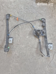 Уплотнитель стекла Переднее левое Volkswagen, Б/у, Оригинал