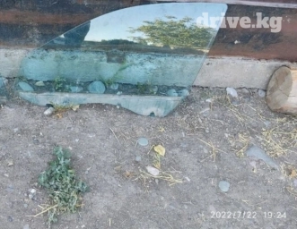 Стекло Переднее левое Mercedes-Benz, 2005 г., Б/у, Оригинал