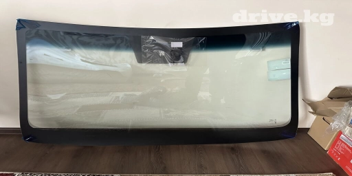 Продаю !!! Лобовое Стекло на КИА К3 1год