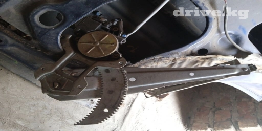 Механизм стеклоподъемника Заднее правое Honda, 1998 г., Б/у, Оригинал