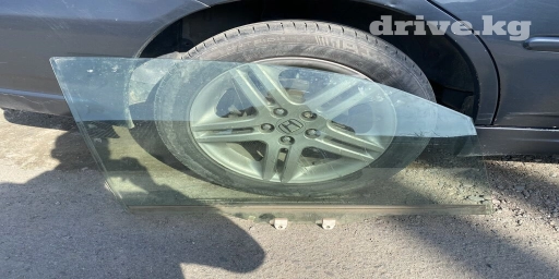 Стекло Переднее правое Honda, 2003 г., Б/у, Оригинал