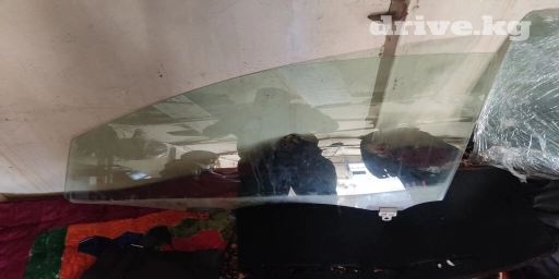 Стекло Переднее левое Toyota, 2003 г., Б/у, Оригинал