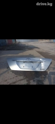 Крышка багажника Toyota, 2003 г., Б/у