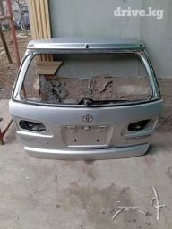Крышка багажника Toyota, 2002 г., Б/у, Оригинал