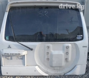 Уплотнитель крышки багажника Mitsubishi, 2003 г., Б/у, Оригинал