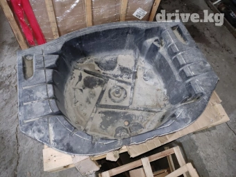 Накладка крышки багажника Mercedes-Benz, 2000 г., Б/у, Оригинал