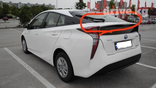 Накладка крышки багажника Toyota, 2017 г., Б/у, Оригинал