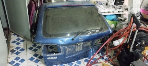 Крышка багажника Mazda, 2000 г., Б/у, Оригинал