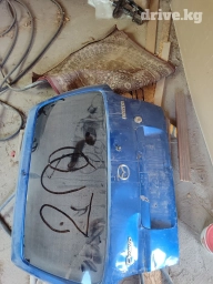 Крышка багажника Mazda, 1997 г., Б/у, Оригинал