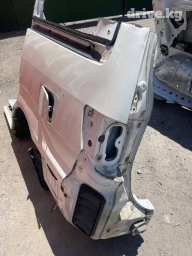 Заднее левое Toyota