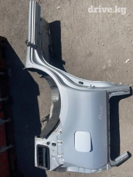 Заднее левое Toyota