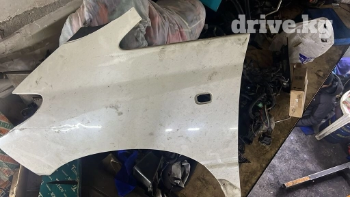 Крыло Переднее левое Toyota, 2001 г., Б/у, Оригинал