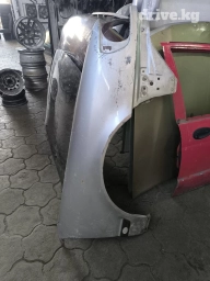 Крыло Переднее правое Audi, 1994 г., Б/у, Оригинал