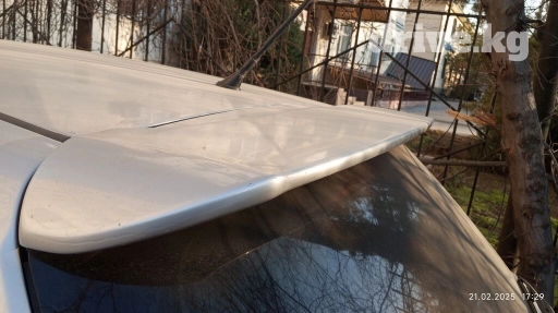 Задний спойлер Toyota 2003 г., Б/у, Оригинал