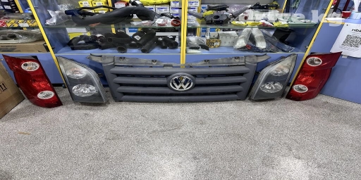 Решетка радиатора Volkswagen 2009 г., Б/у, Оригинал