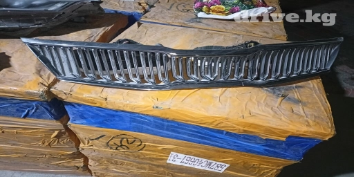 Решетка радиатора Kia 2019 г., Б/у, Оригинал