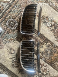 Решетка радиатора BMW 2008 г., Б/у, Оригинал