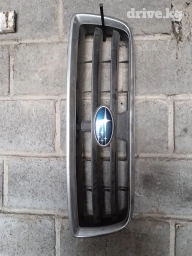 Решетка радиатора Subaru