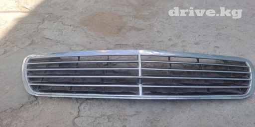 Решетка радиатора Mercedes-Benz 1999 г., Б/у, Аналог