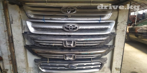 Решётки радиатора на япошку