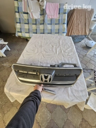 Решетка радиатора Honda 2004 г., Б/у, Оригинал
