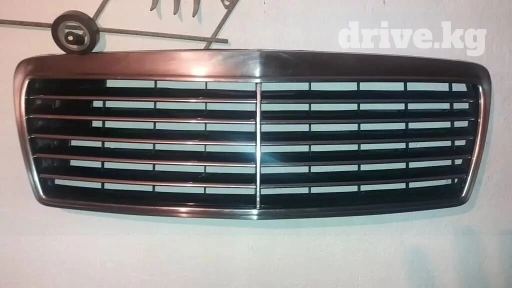 Решетка радиатора Mercedes-Benz Б/у, Оригинал