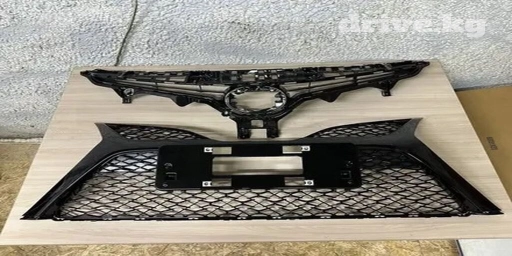 Решетка радиатора Toyota 2018 г., Новый, Оригинал