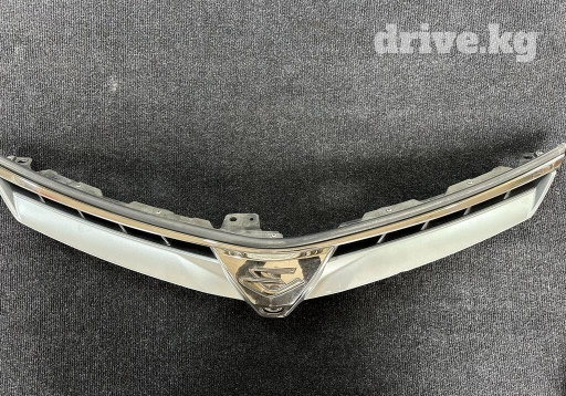 Решетка радиатора Toyota 2010 г., Б/у, Оригинал